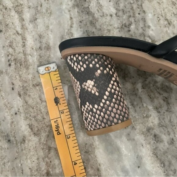A New Day Thin Strap Heeled Pumps Black Snake Size 7 - Picture 11 of 11
